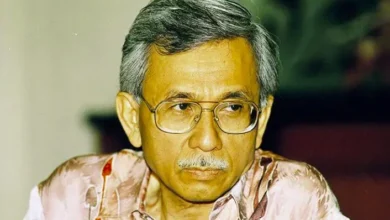 Photo of Tun Daim Net Worth and Bio of Financial Titan