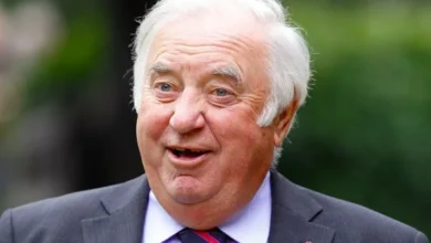 Photo of Jimmy Tarbuck Net Worth and Bio From Comedy to Riches