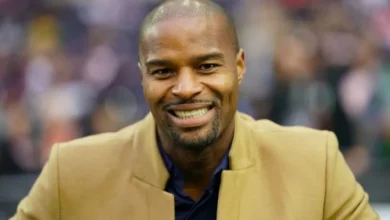 Photo of Osi Umenyiora Net Worth and Bio of NFL Legend